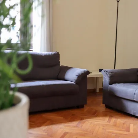 Montenero Living - * Milan