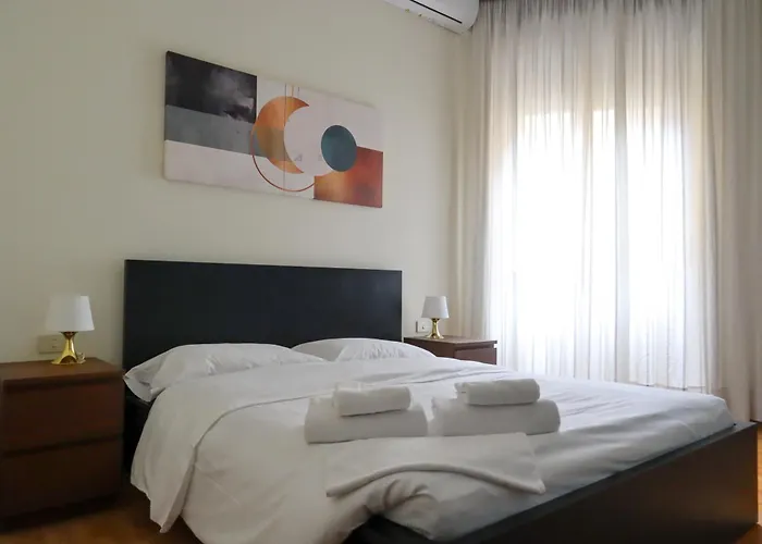 Montenero Living - * Milan